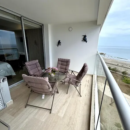 Ocean View In Cb 822